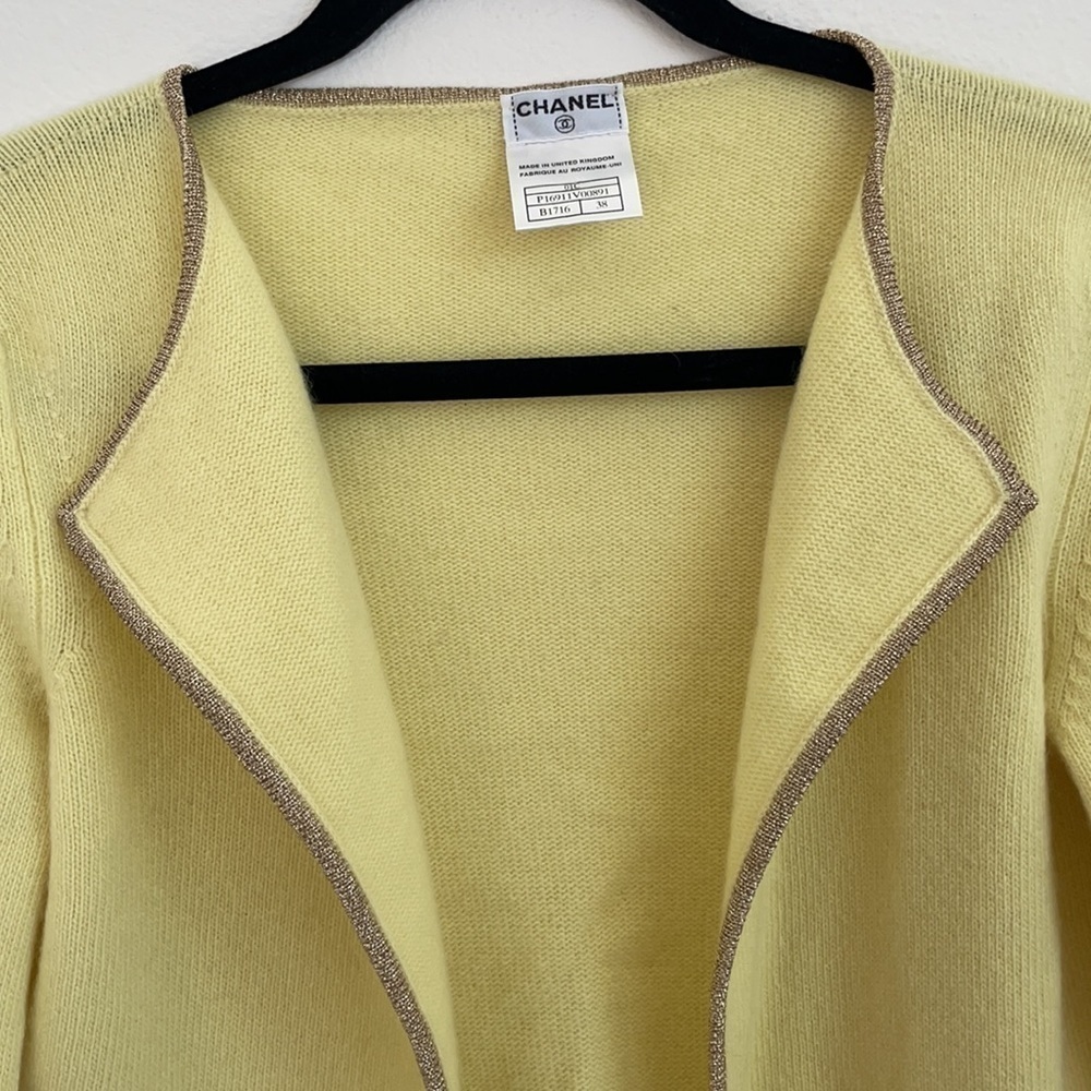 CHANEL vintage Cruise collection 2001 cashmere open front cardigan Yellow 38 - Picture 5 of 11